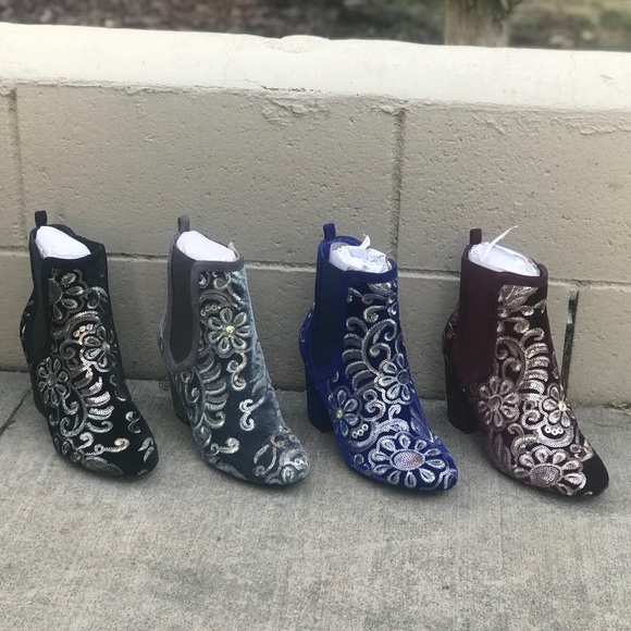 🛍LAST PAIR SIZE 11 VINTAGE BOOTIES - Picture 5 of 5